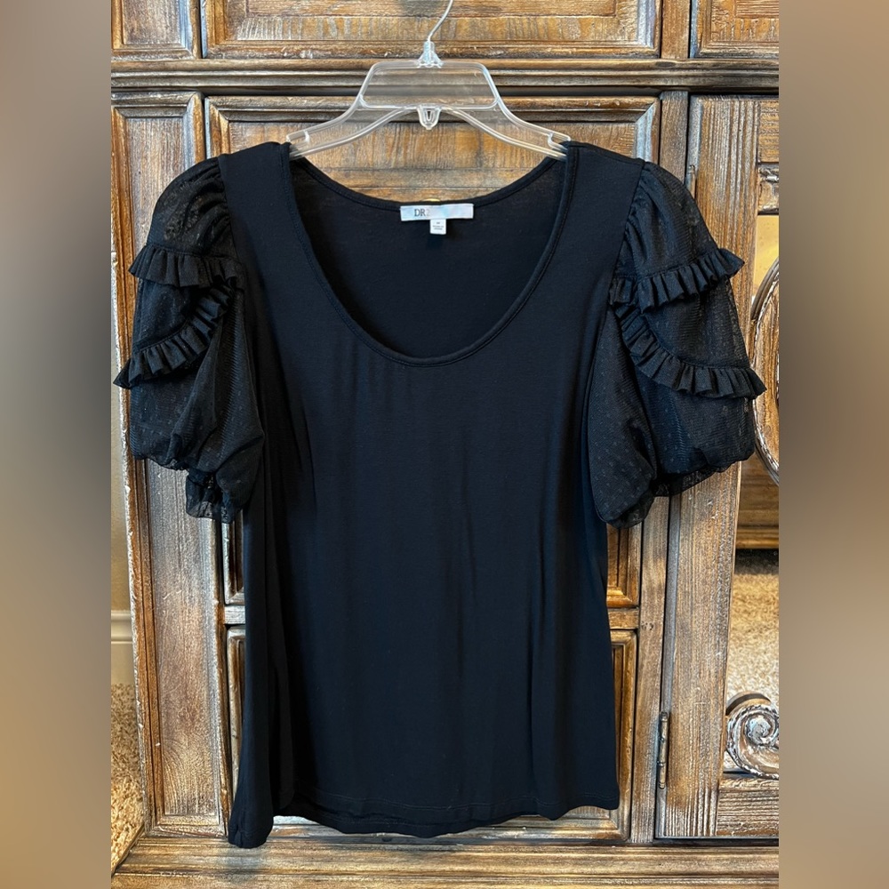DR2 Black Lace Puff Sleeve Top, Size M